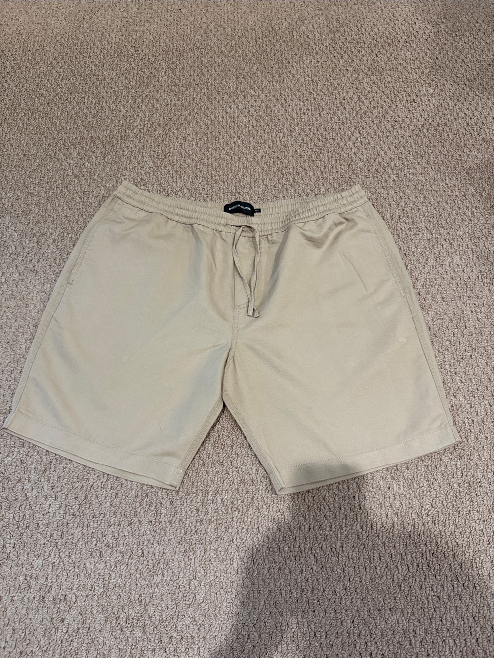 Rodd & Gunn Men's Beige Drawstring Shorts